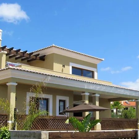 Villa Em1177 - 2 *