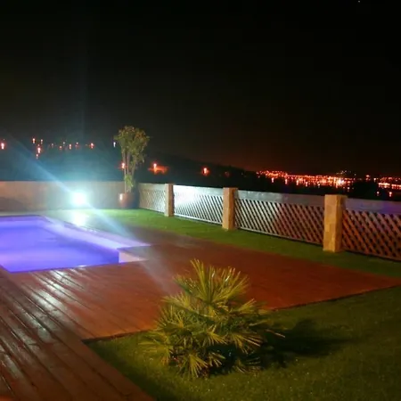 Em1177 - 2 Villa
